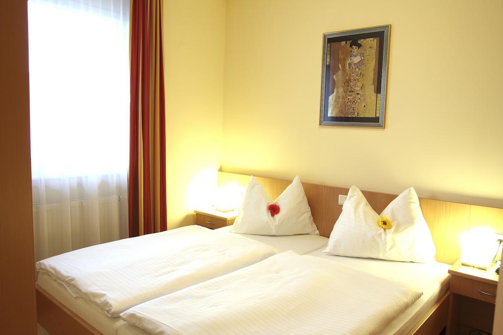 Hotel Der Stockinger Unterpremstätten Zewnętrze zdjęcie